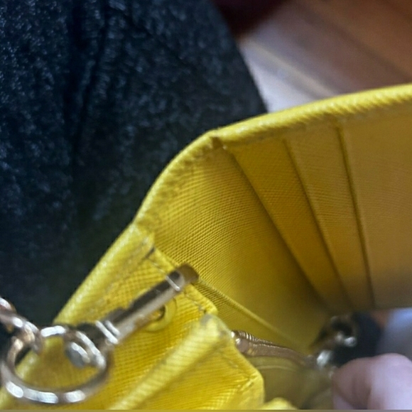 PRADA LONG WALLET ON CHAIN⛓| LEMON YELLOW | Very GOOD CONDITION - Picture 13 of 13